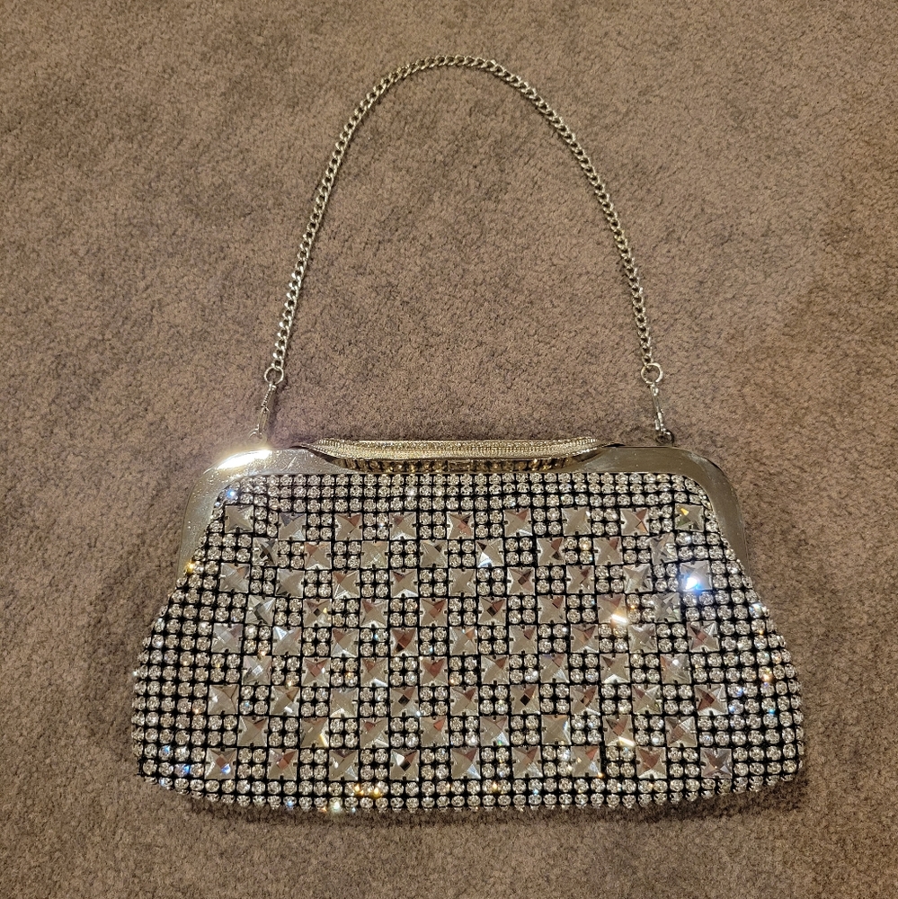 Crystal mesh clutch bag